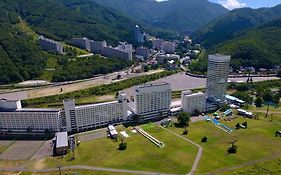 苗場プリンスホテル
